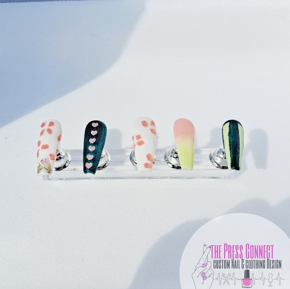 Press on Nails - Picture 2 of 3